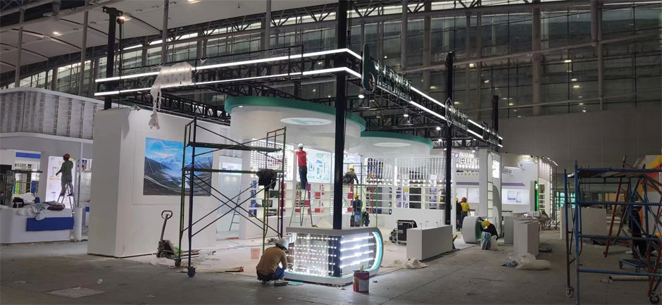健康動(dòng)力醫(yī)療展臺搭建現(xiàn)場